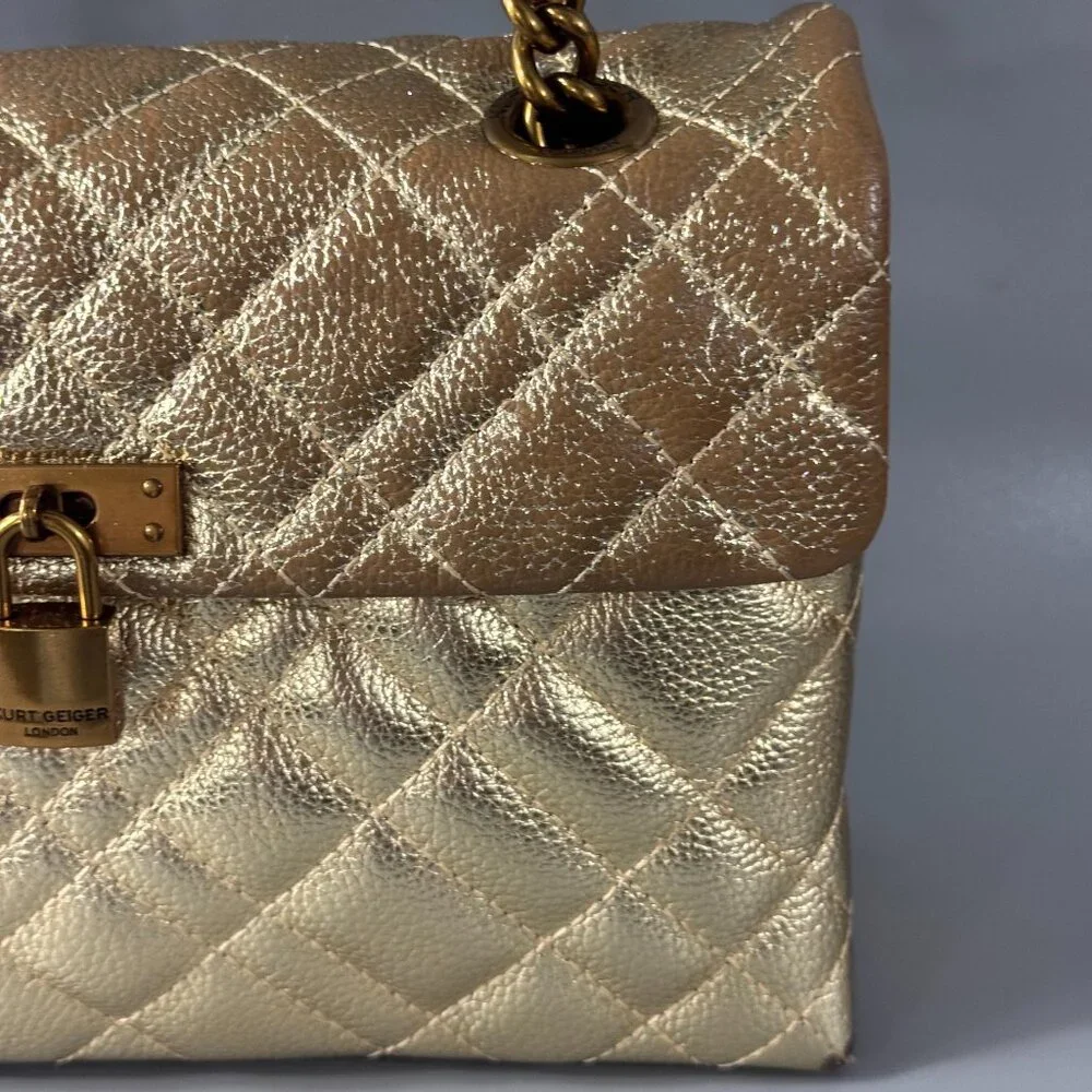 KURT GEIGER LONDON BRIXTON Metallic Gold Quilted Leather Pad Lock Shoulder Bag - Picture 3 of 12